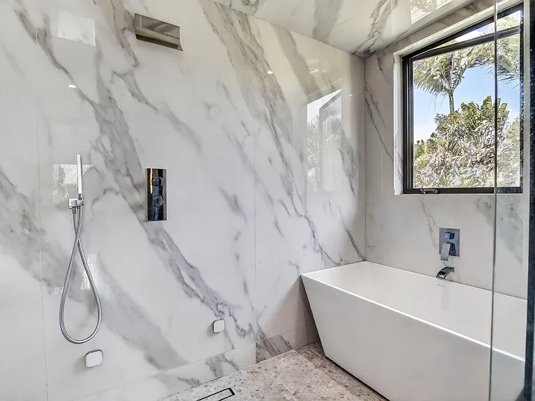 334 Isle Of Capri Dr — Photo 67