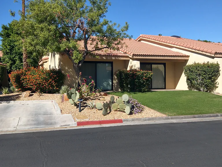 2631 N Whitewater Club Dr — Photo 1
