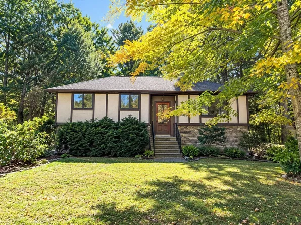 189 Allen Rd, Belchertown, MA 01007