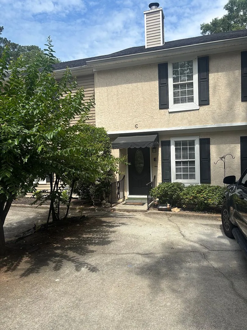 Now Renting! Condo located at Morningside Condos! Close to AU — Photo 1
