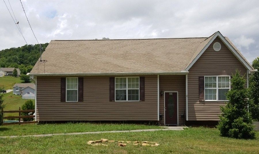 1st image of 333 Bowers Park Cir