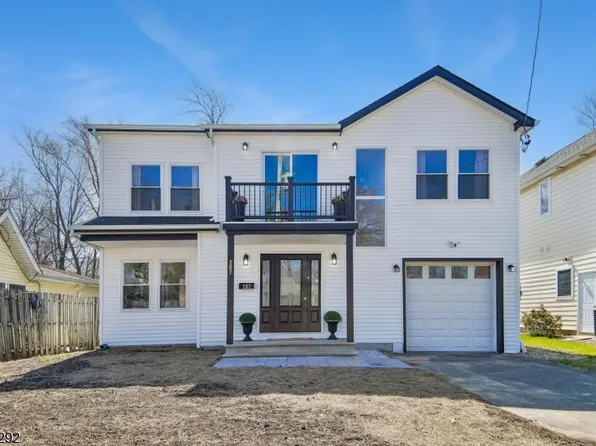 207 Lake Shore Dr, Parsippany-Troy Hills Twp., NJ 07034