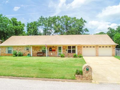 1101 Forest Hills St, Gladewater, TX, 75647