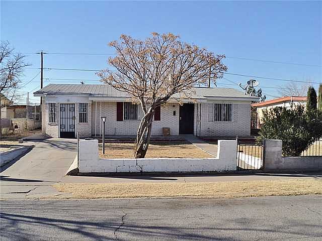 1st image of 305 Mariana Cir