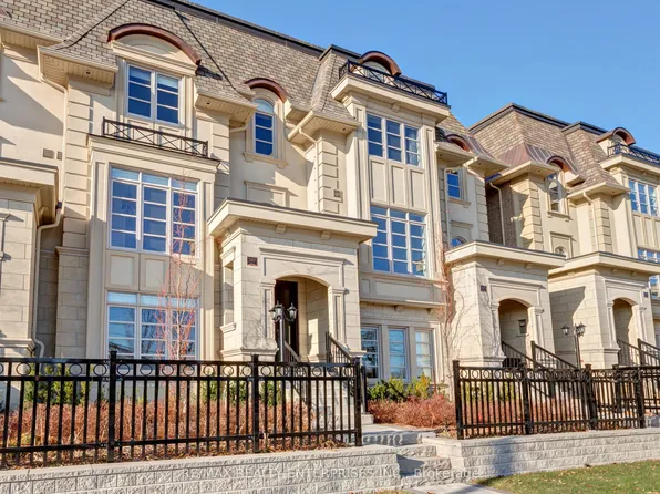 287 Rebecca St, Oakville, ON L6K 0G9