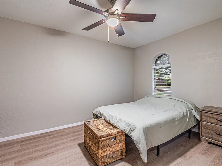 3728 Yosemite Dr — Photo 20