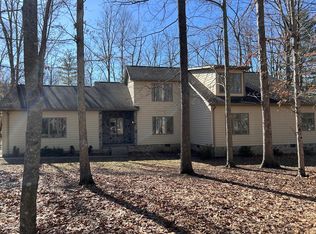 104 Blueberry Pl, Daniels, WV 25832