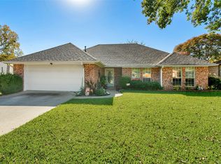 2510 Holiday St, Denison, TX 75020
