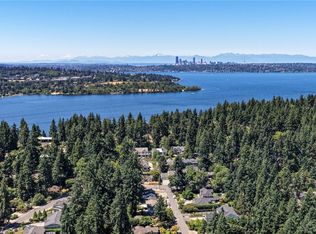 10425 SE 22nd St, Bellevue, WA