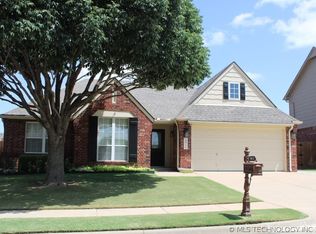 2011 W 120th St S, Jenks, OK 74037