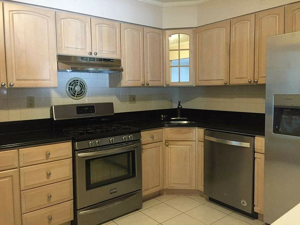 1st image of 2339 23rd St Floor 2