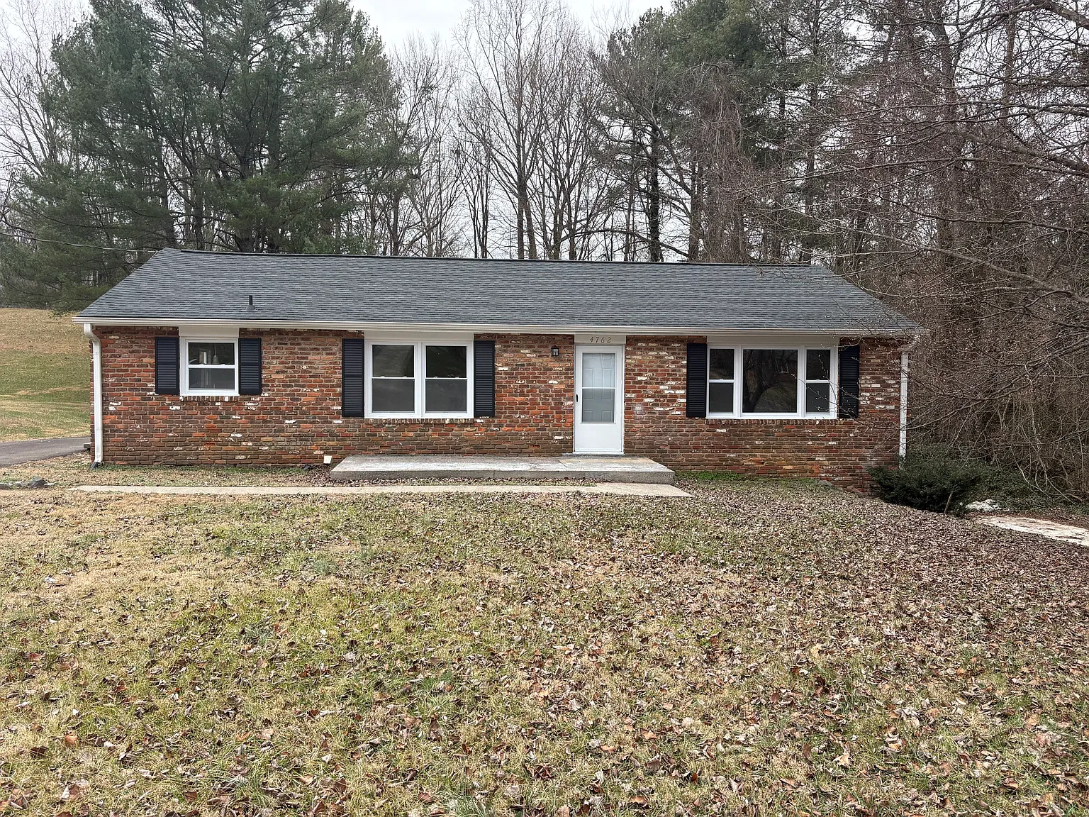 3 bed, 1574 sqft, $1,900 — Photo 1