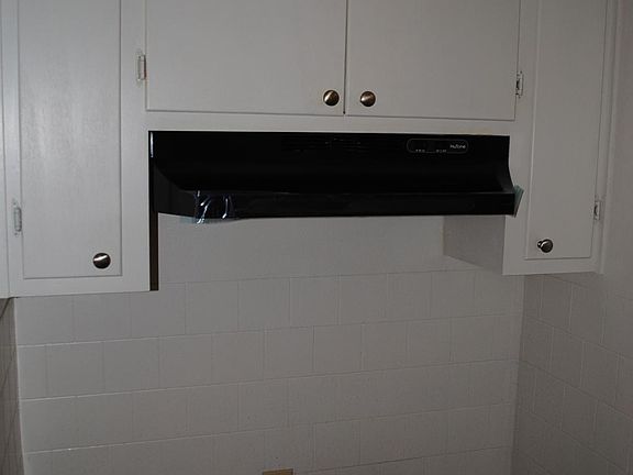 4th image of 310 E Hampton St