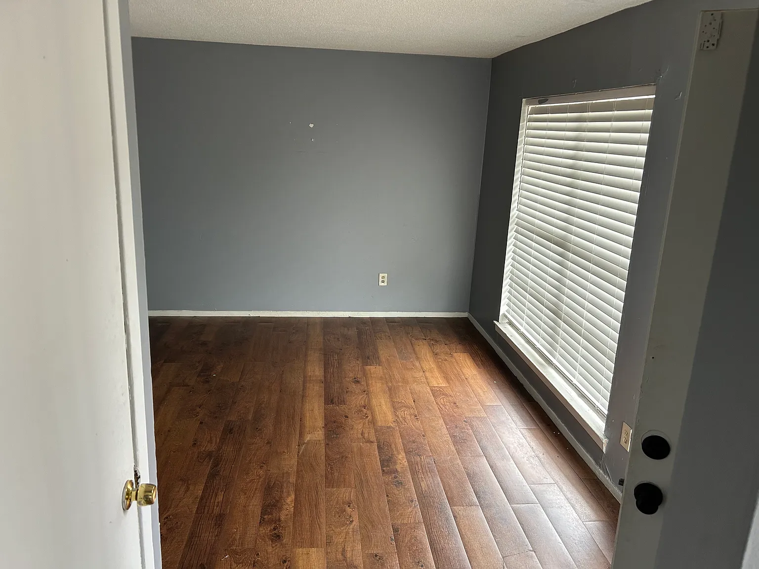 6-1287 E Raines Rd — Photo 3