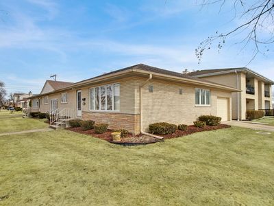 2549 S 2nd Ave, North Riverside, IL, 60546