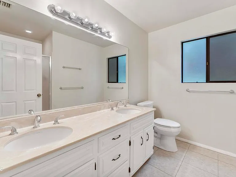 6347 N Muscatel Ave — Photo 21