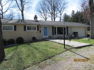 411 Robin Rd, Mount Airy, NC 27030