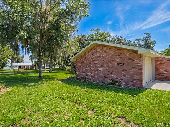 3rd image of 3711 E Turquoise Dr