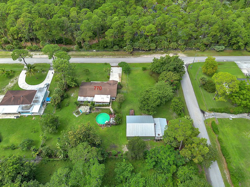 1st image of 770 Fergusson Lane