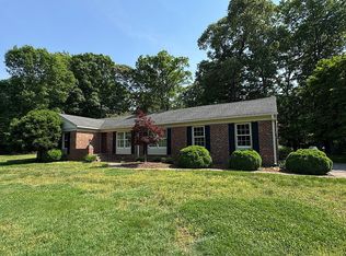 102 Northpoint Dr, Williamsburg, VA 23185