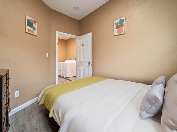 Disclaimer: This photo has been virtually staged. Not all furnishings seen will be included. Please view the virtual tour.