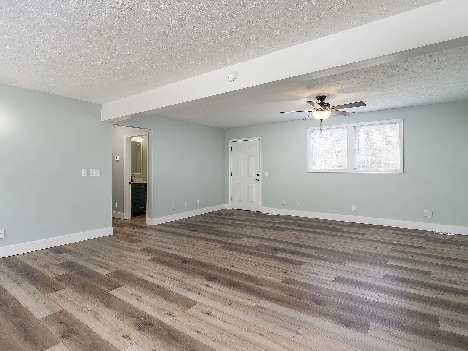 6672 Roan Creek Rd — Photo 4