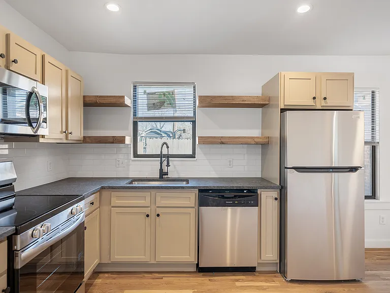 3107 N Walker Ave #B — Photo 3