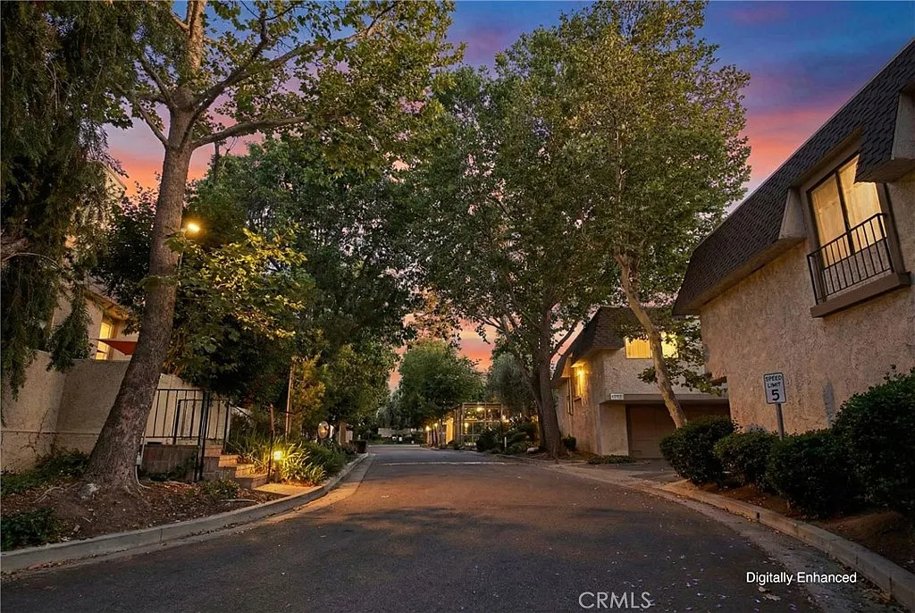 6121 Shoup Ave — Photo 1