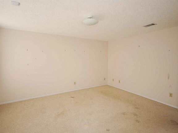 4th image of 17291 Canyon Springs Dr