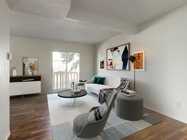 1 Queens Way E #30, Brooks, AB T1R 0P3