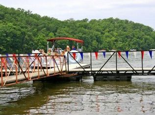 137 Landrus Cir, Linn Creek, MO 65052