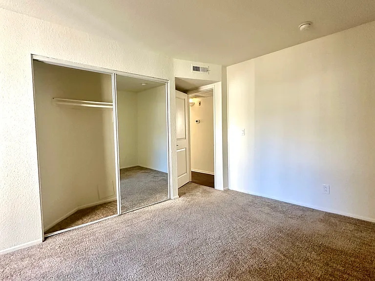 Terrace Trousdale — Photo 28