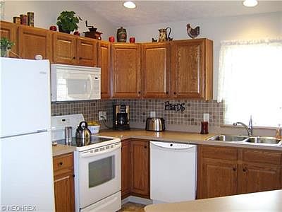 5th image of 135 Ashfield Ct