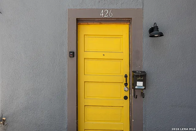 1 bed, 1.0 bath, 1929 sqft, $795 — Photo 3