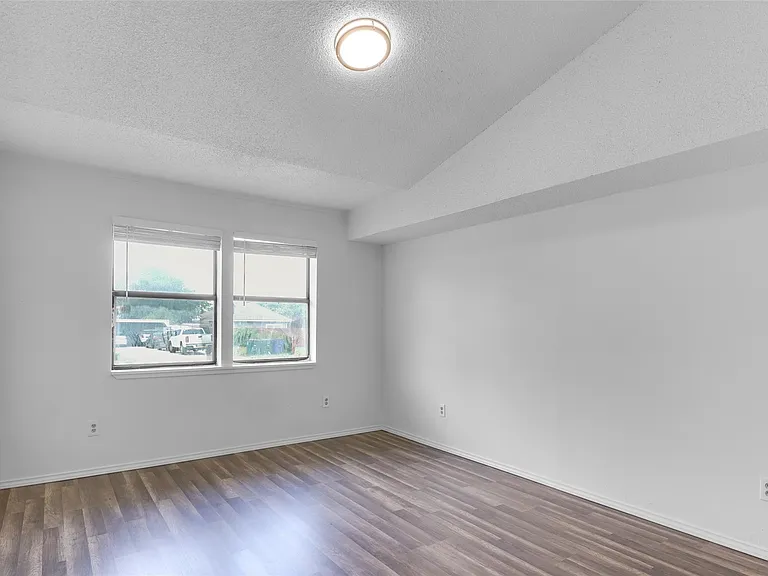 2509 Sumac Ln — Photo 15