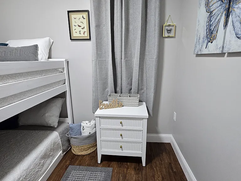 Second bedroom
