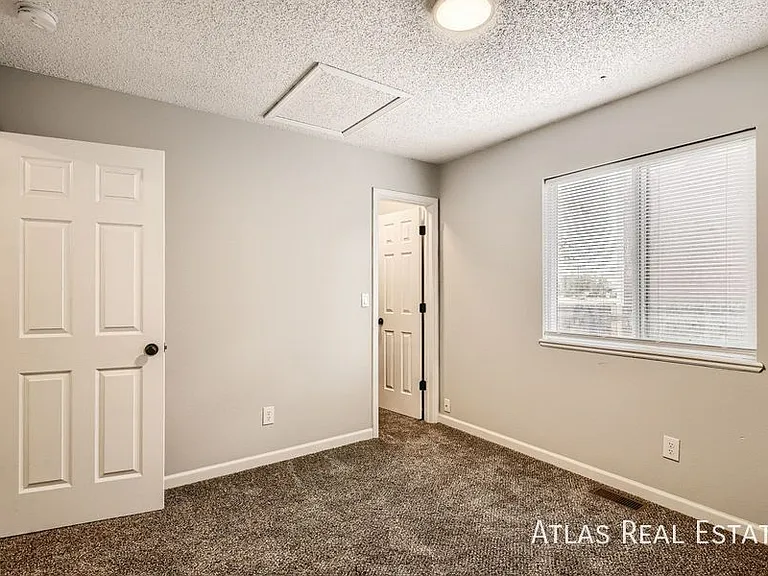 6948 Fountain Ridge Cir — Photo 7
