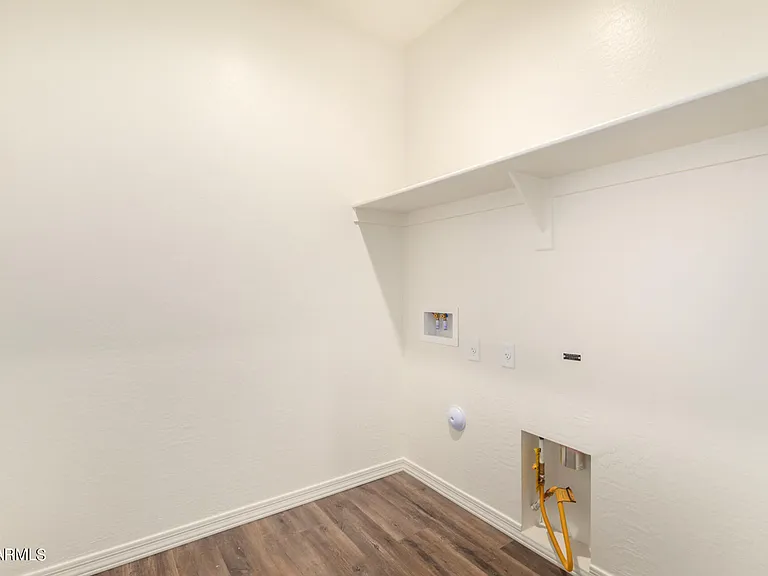 19585 W Annika Dr — Photo 34