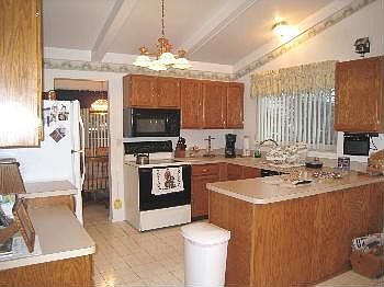 4th image of 42272 Hartford Ct