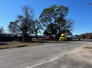 10 Carolyn St, Hanahan, SC 29410