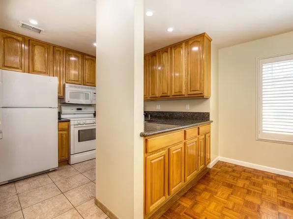 2202 Woodside Ln Unit 1, Sacramento, CA 95825