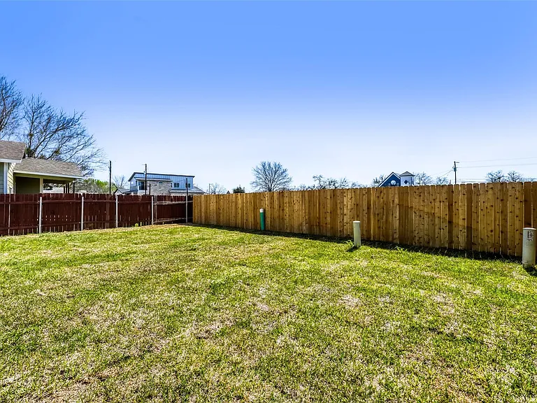 406 E Carrie Mnr — Photo 36