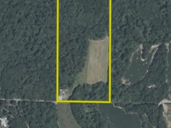 2000 E Highline Rd, Woodlawn, IL 62898