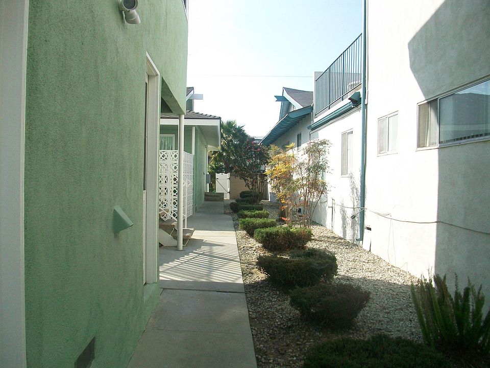 Building Photo 3