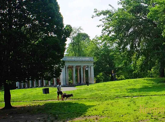 Rented by Norman Raindel, LREB | media 45