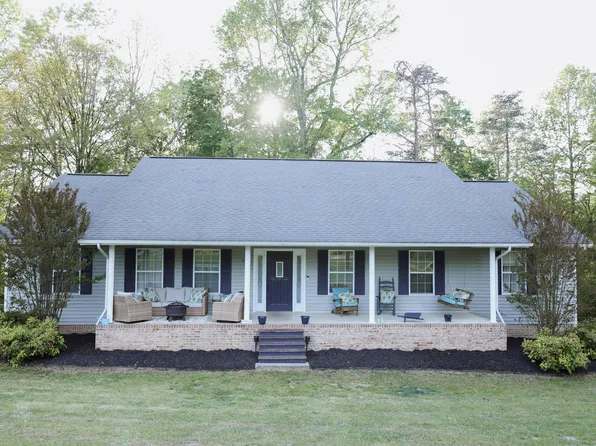 155 Ash Ln, Rock Spring, GA 30739