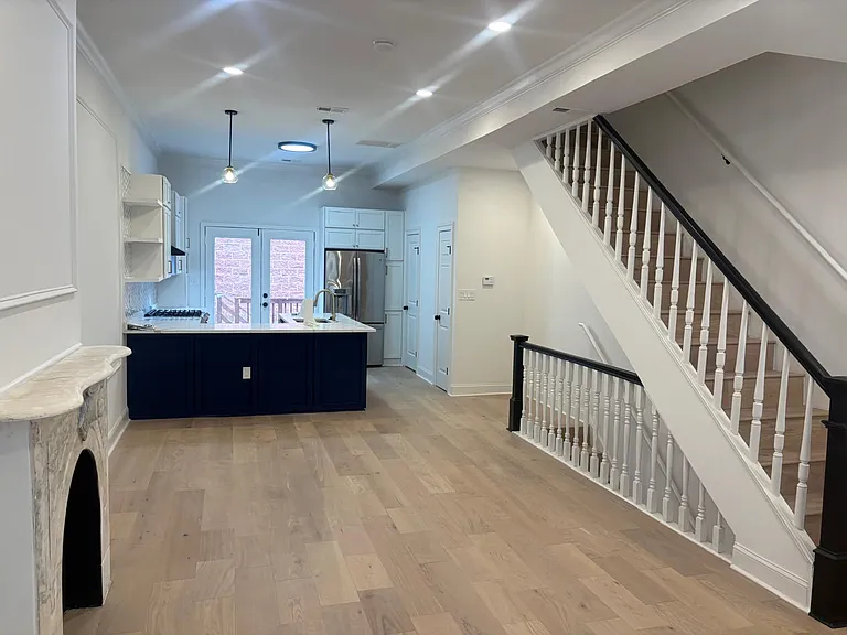 1604 8th St NW — Photo 3