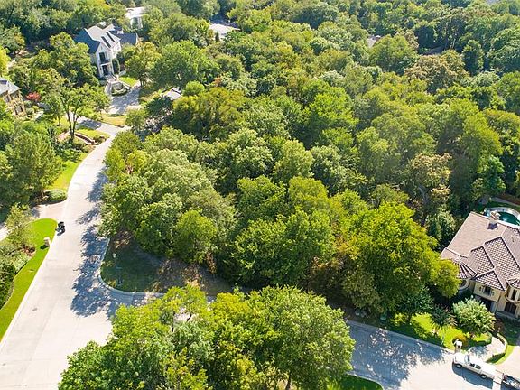 3rd image of 1612 Rivercrest Ct Lot 24R