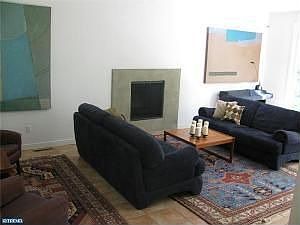 3rd image of 25 Montgomery Ave