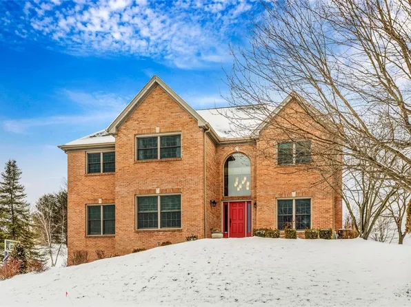 7013 Oak Park Dr, Gibsonia, PA 15044